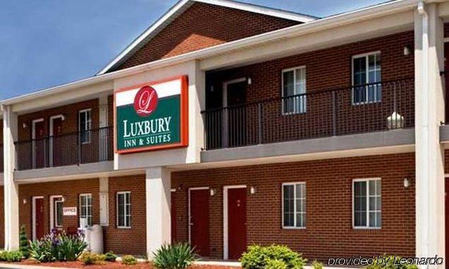 Luxbury Inn & Suites Maryville Exteriör bild